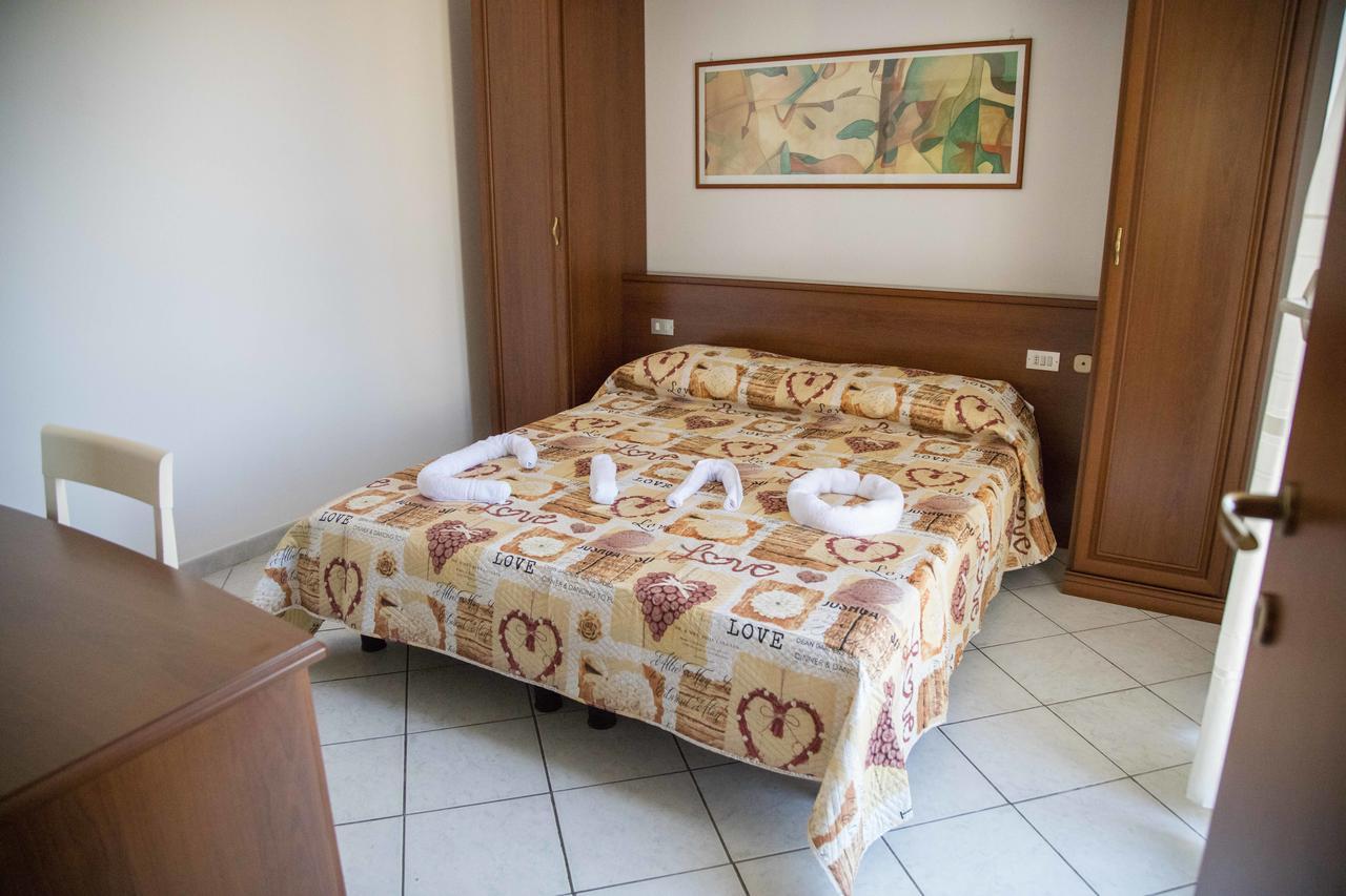Excelsior Residence Чефалу Стая снимка
